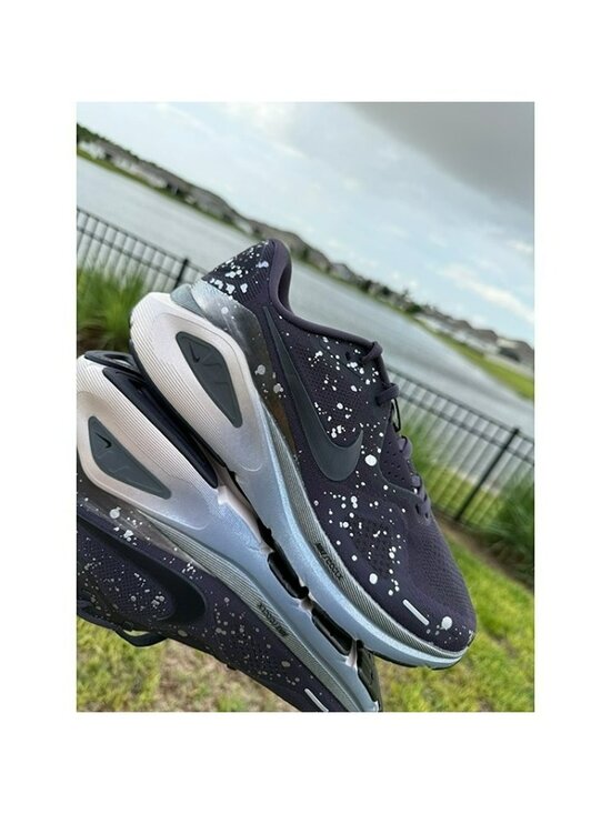 Nike Shoes - * 7 WOMEN'S NIKE STRUCTURE 26 SE HV1727-500